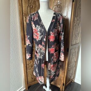 SOLITAIRE lightweight coat.